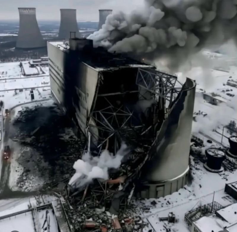 rshereme's tweet image. Russia is freezing Ukrainians to death.

First, they tried to exterminate Ukrainians in 1930s by famine. And even thought millions have died, Ukraine survived. Then they tried to subjugate Ukraine by military force. Ukraine didn’t fall.

Now, they are trying to commit genocide…