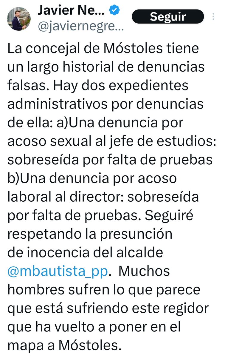 El PP ha mandado a sus ultras, financiados con dinero público, para señalar y amedrentar a la concejala de Móstoles, a la víctima.

La están avisando para que desista o se atienda a las consecuencias.

Me hace gracia cuando después intentan separar a PP de Vox.

Javier Negre o