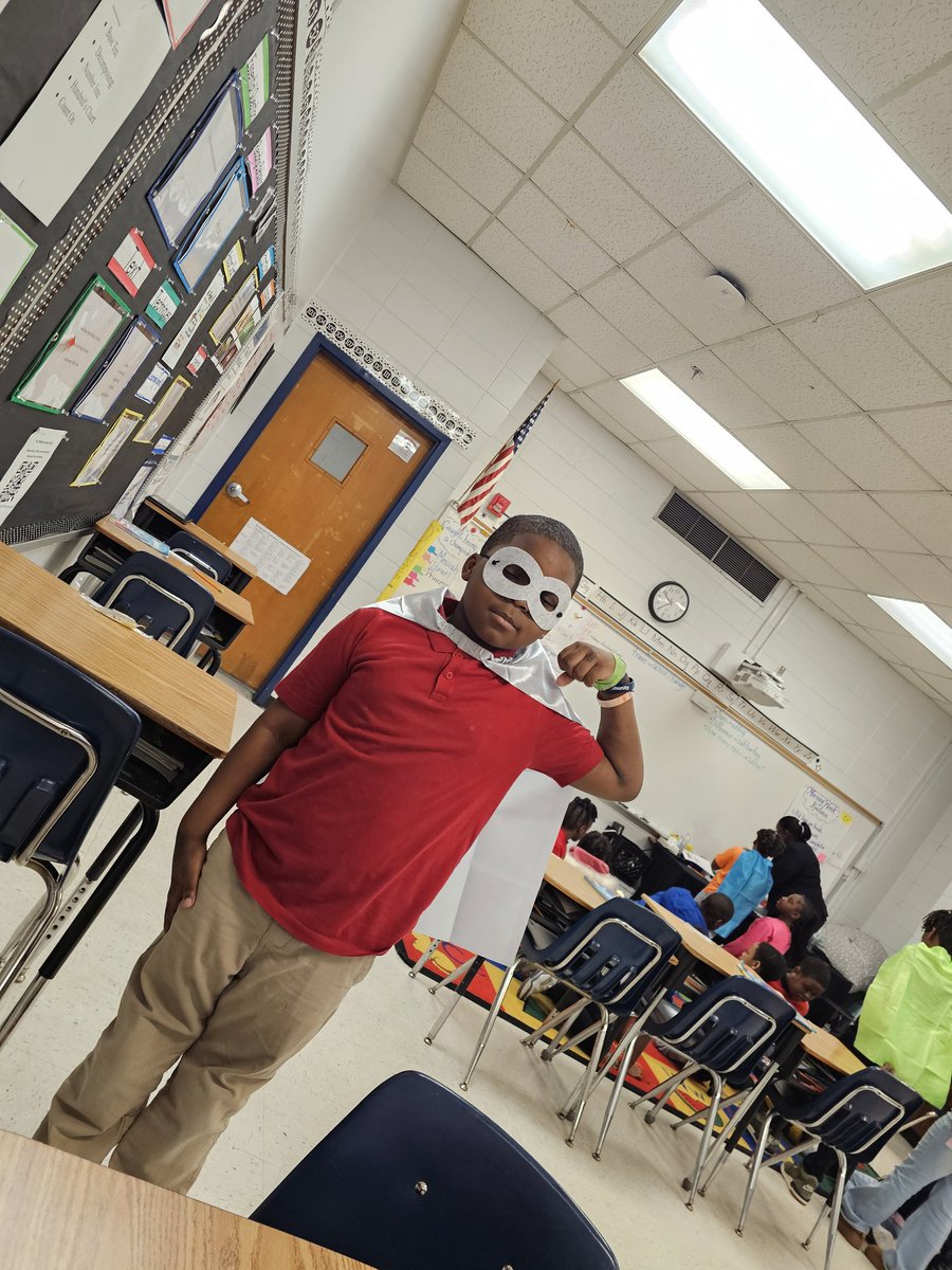 Cassandra E.Woods tweet media