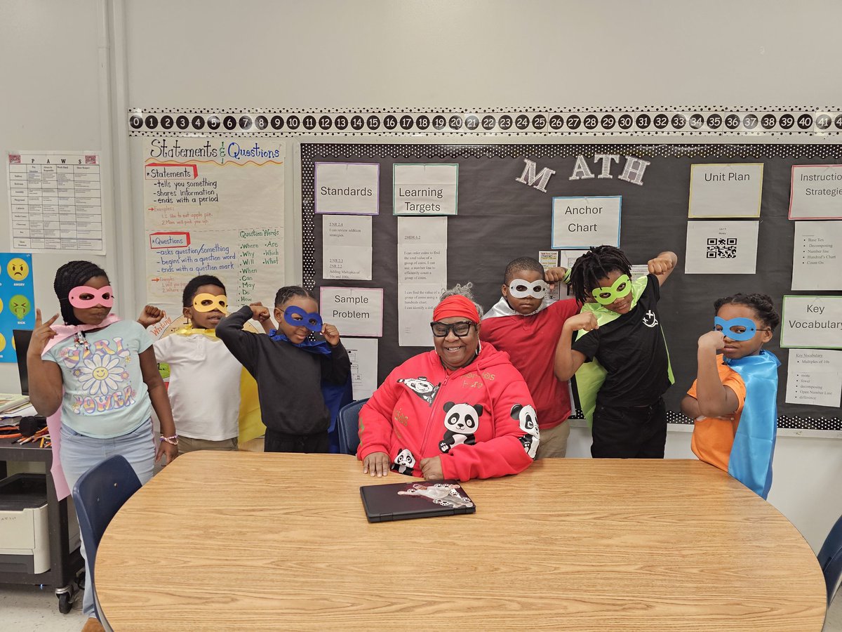 Cassandra E.Woods tweet media