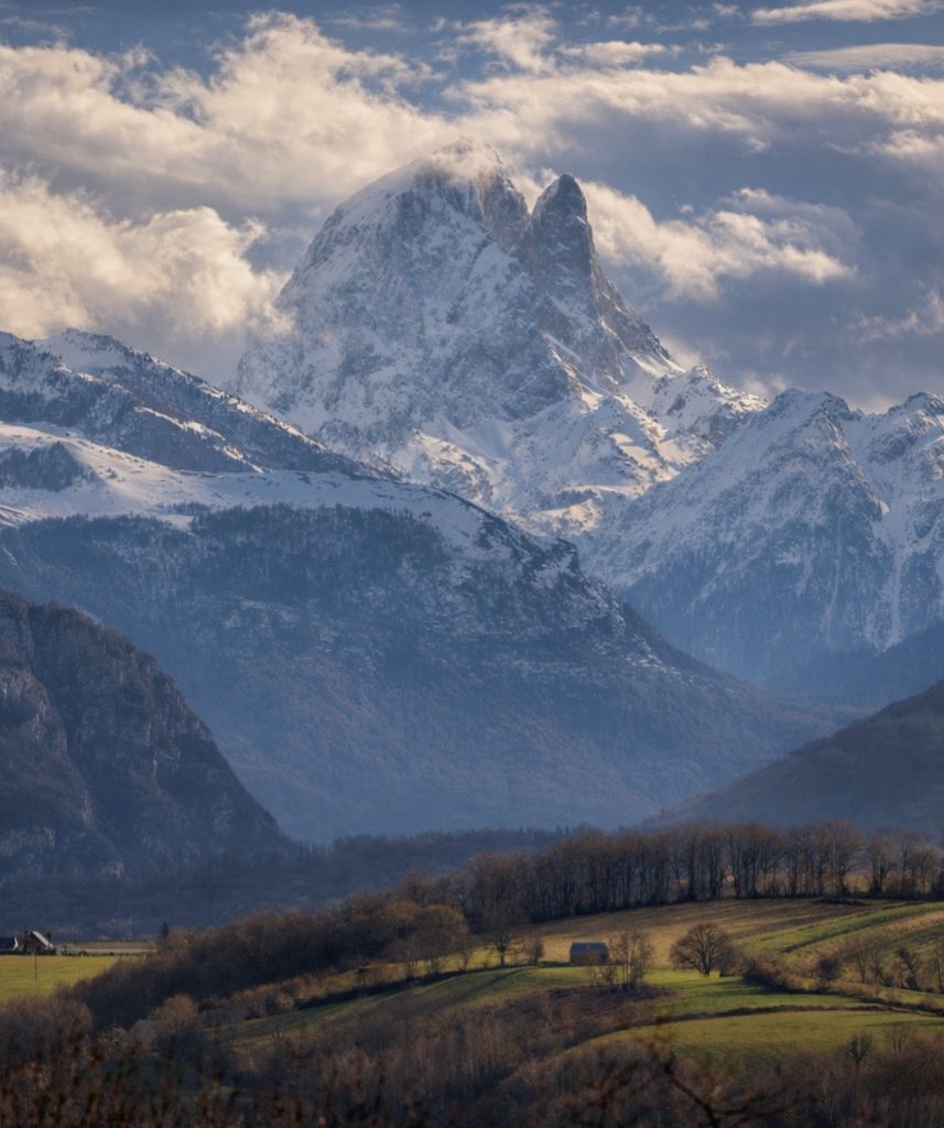 marulier's tweet image. Lui. Toujours lui.

#Ossau #JeanPierre #NeverGetsOld