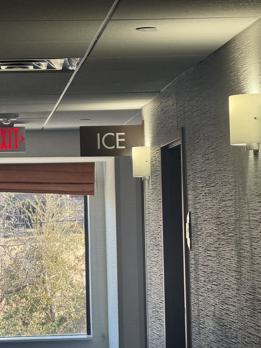RipsAndSlips's tweet image. I’m at a Hilton and there are dedicated ICE rooms. Way to make it up to @ICEgov #DeportThemAll #Minnesota #iceagent #Justice #Thelaw
