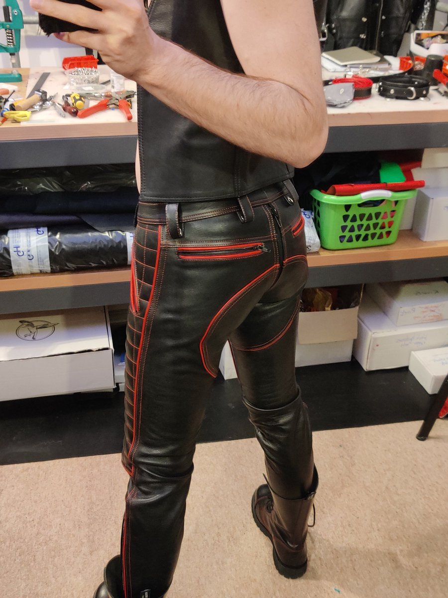 MockingbirdLeather tweet media