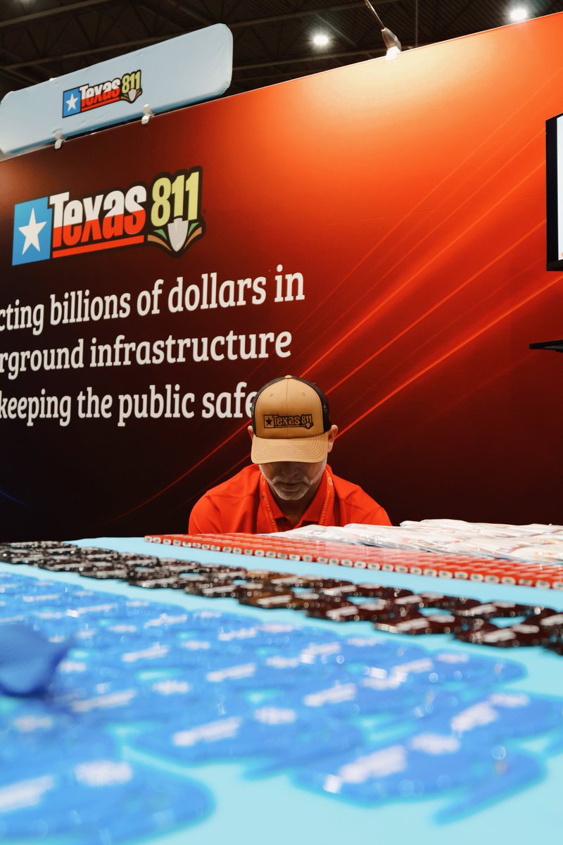 Texas811 tweet media