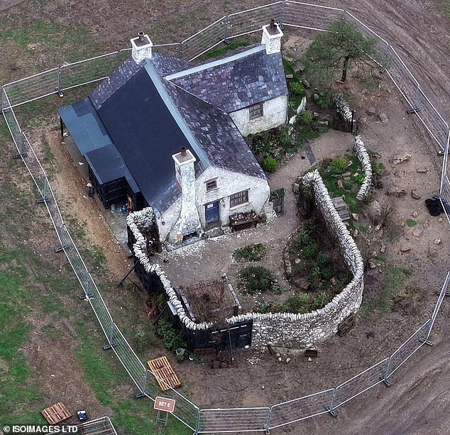 🔴Breaking News! Neue geleakte Bilder vom #HarryPotter Set