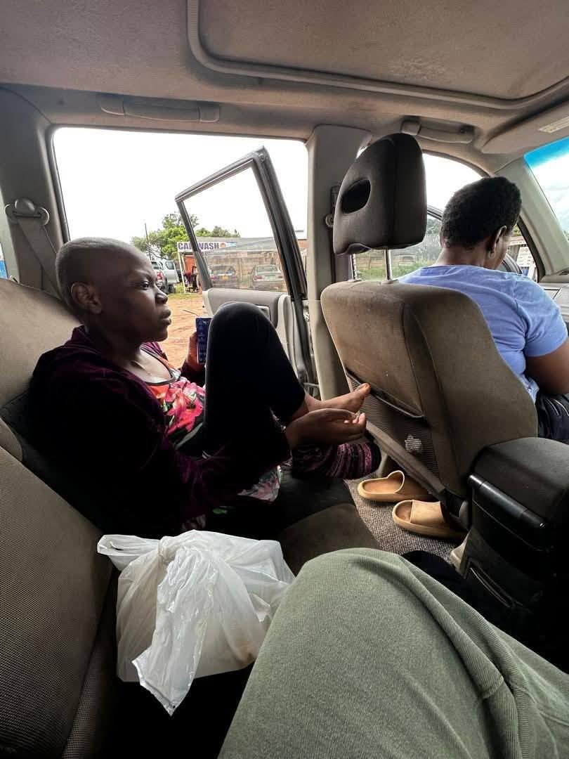 CrimeWatchZim's tweet image. She has kidney failure. Rachael Musekiwa is 32 years old, a single mother of two beautiful girls, and she is currently receiving treatment. Her story is very sad.

Her health problems started in mid-2023 while she was living in China. At first, she thought she was just feeling…