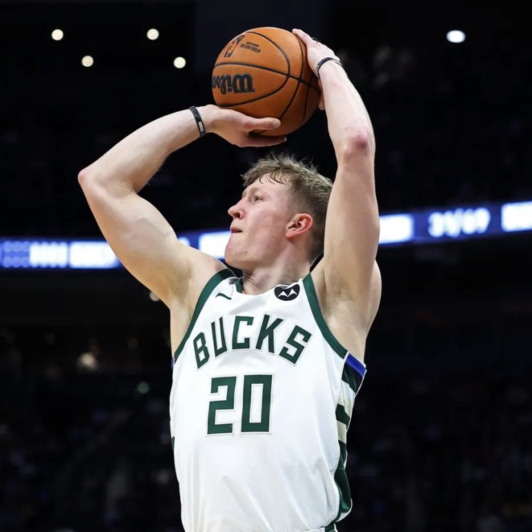 tipsterdiogo's tweet image. The Famous "Bucks Boys Collab"🏀🦌  

1u - AJ Green over 9.5 Points
(x1.78 | Betano) (-110 | HardRock) #fearthedeer   

Collab with @WizBetz🧙‍♂️ 
🔥12-6 Bucks Boys Run This SZN🔥

AJ Green has been great as of late. This new "tanking" Bucks are bringing the best from the role