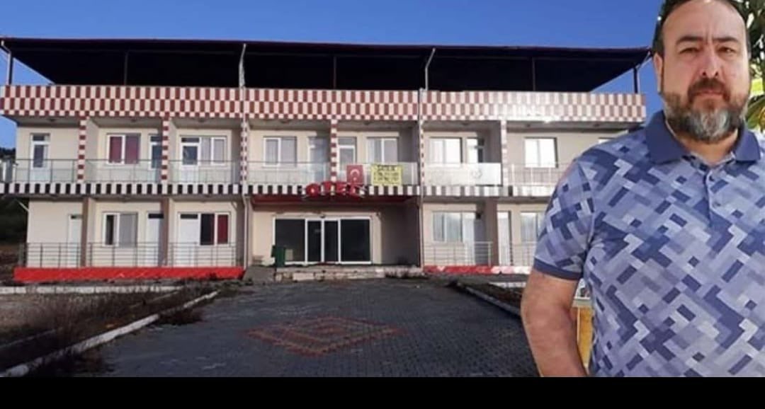 MUSTAFA ŞAŞMAZ’IN İYİLİK HAREKETİ UNUTULMADI

6 Şubat asrın felaketinin üçüncü yıldönümünde, Hatay’da depremzede vatandaşlar kendilerine zor günlerde kapılarını açan Hataylı iş insanı Mustafa Kemal Şaşmaz’a duydukları minneti bir kez daha dile getirdi. 

Depremin ardından barınma