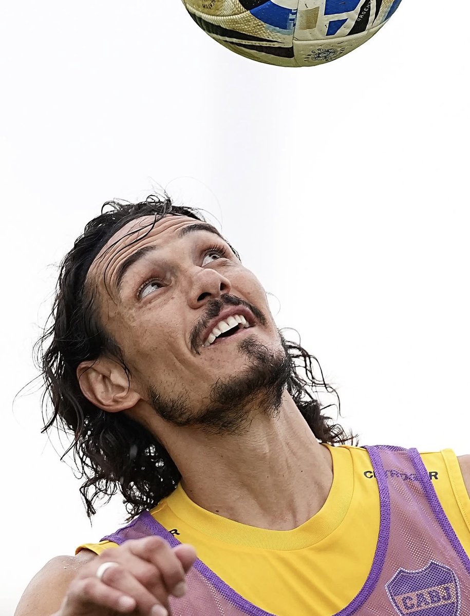 🚨🇺🇦 JORGE ALMIRÓN SUEÑA con EDISON CAVANI en ROSARIO CENTRAL

👉🏼 El DT ya trabaja con un grupo de psicólogos expertos para frenar estas pesadillas.