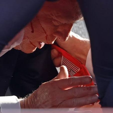 k_ovfefe2's tweet photo. I have never seen someone go through so much to work so hard to do so much for such miserable people who appreciate so little. 

God bless you, Mr. President 🇺🇸❤️ https://t.co/JIGBJ6kmF1