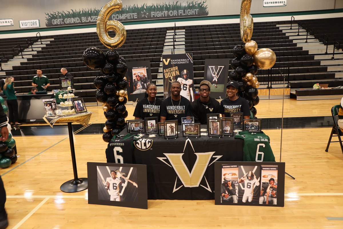 Iowa Colony Football tweet media