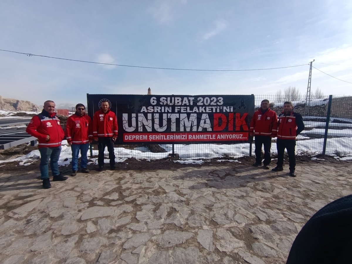 VAN MEB AKUB tweet media