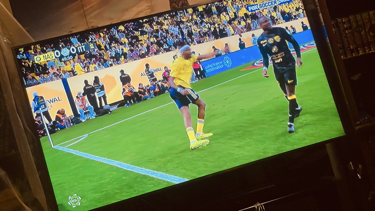 abusattam's tweet photo. @ActuCR7_ Fake news https://t.co/HNuoVwcayc