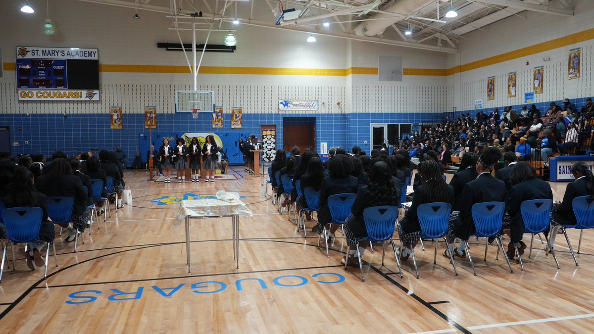 MARYITECENTRAL's tweet photo. Academic excellence on display! SMA students were inducted into multiple honors societies following today’s school Mass, recognizing their commitment to scholarship and leadership. Read more: https://t.co/ePBPkhz8R5 #MaryiteCentral #AcademicExcellence #CatholicEducation #SMANO https://t.co/M5ZifaVLYo