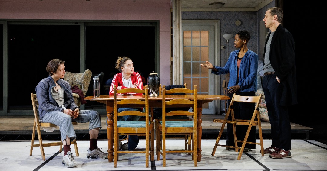 PerhapsSomeTea's tweet photo. I'm so so proud of Ruby Stokes' success 🙌🏻 like yes, let's not gatekeep this generational talent!! She's fantastic in everything she's been in!
I'm still obsessed with Lockwood & Co. and The Habit literally changed something in me
#RubyStokes
#TheOtherPlace https://t.co/tQ8C5YA4eq