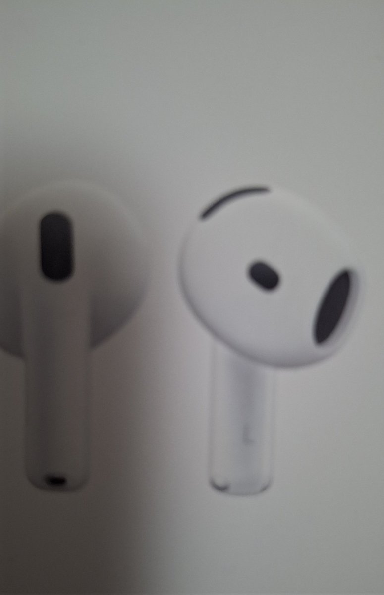 트위터미신믿어봅니다
재가3일전인가새로산에어팟을또쳐잃어버렸습니다 ㅅㅂ
집에서벌써2번째입니다
집인지차인지
아무튼 찾으면 알티추첨한분낙퀄로그지원해드리겠습니다....^^...
이런거그림
제발제에어팟4찾게해주세요ㅠㅠ이거없으면기숙사들어가서무음으로살아야합니다