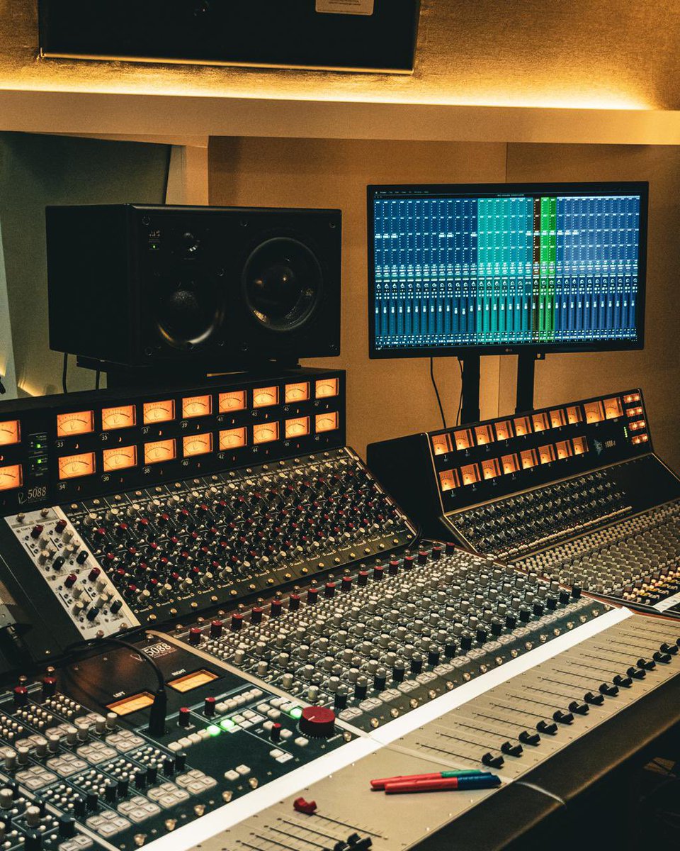 Grupo Intocable tweet media