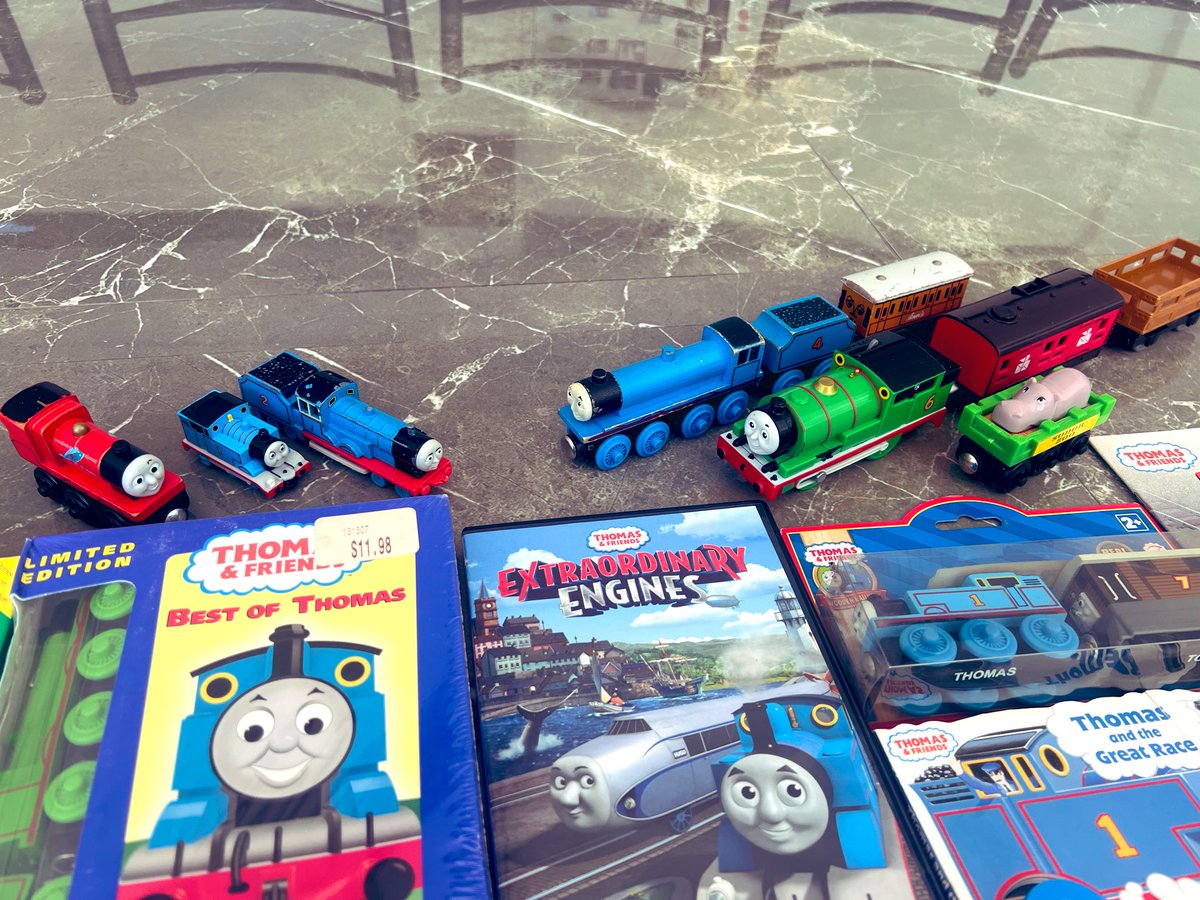 TODAYS HAUL IS REALLY SPECIAL! 

Thanks to <a href="/TheStarSwitcher/">🍉Star Switcher🍉</a> for the lovely tapes, that Best Of thomas you see was part of the Britt Allcroft auction! I cannot believe i have something that belonged to Britt! 

Also thanks to <a href="/FelipeCHernand1/">Awesometrain77</a> and my friend Alexis for the items!