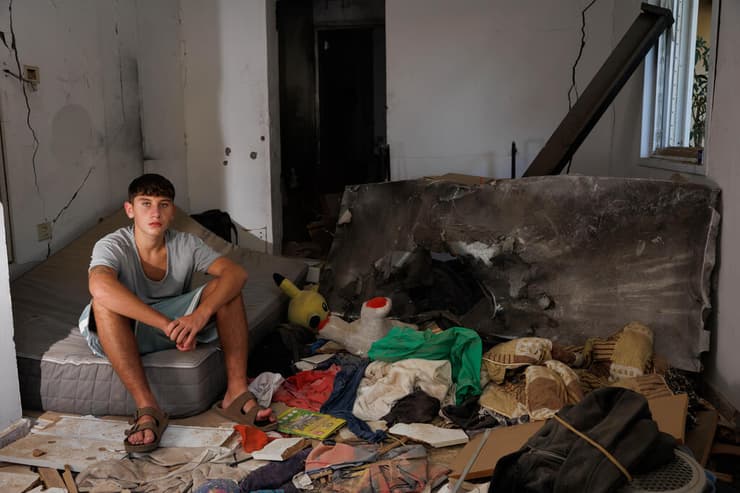 Hen Mazzig tweet media