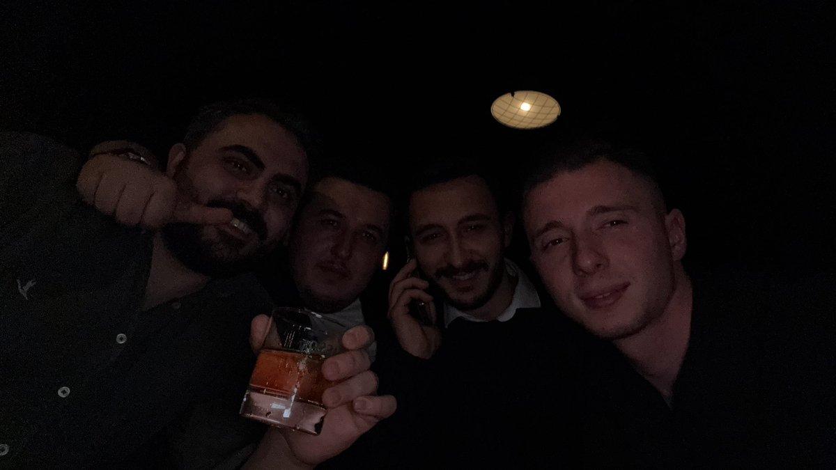 <a href="/h1kgfb/">Hüseyin Karadayı</a> <a href="/bayrakl_kaan/">Kaan Bayraklı</a>