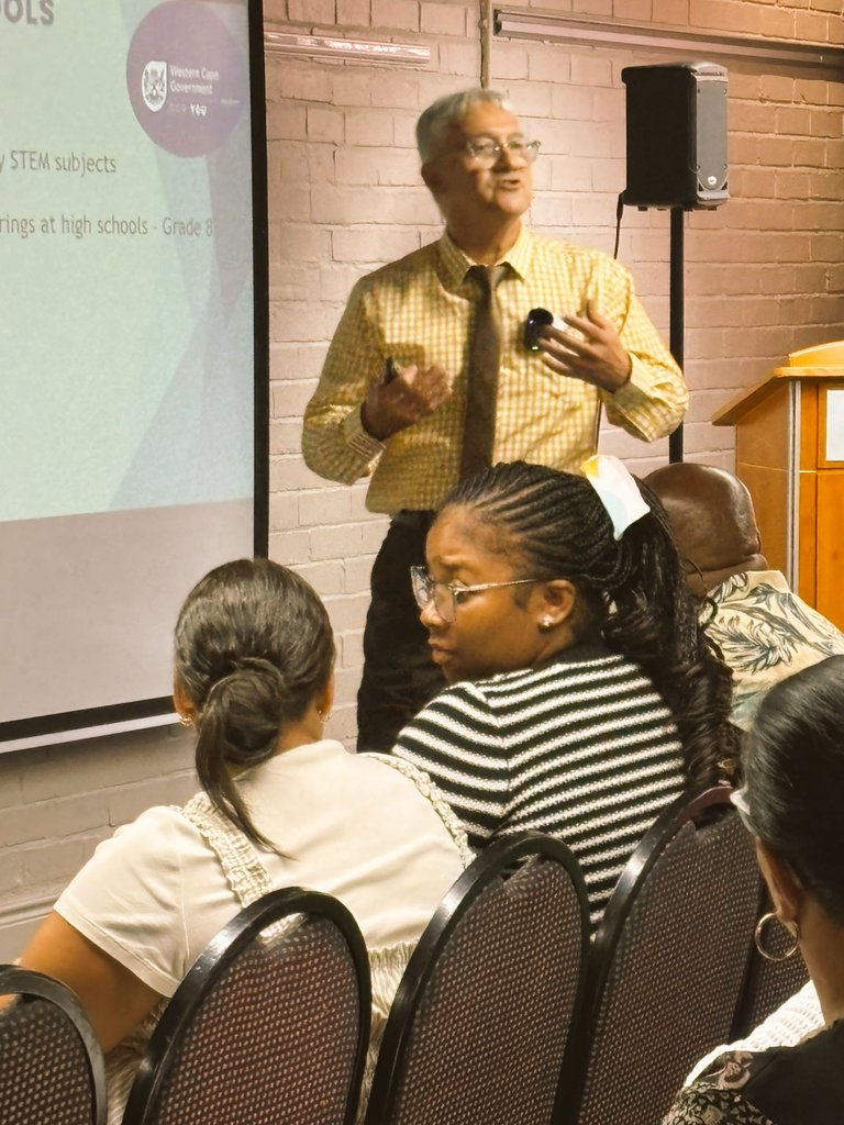 Ismail Teladia tweet media