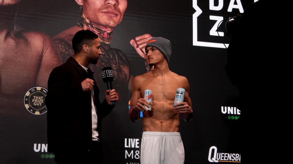 LiveLockdIn's tweet image. #BrandonFigueroa came for WAR — bringing pressure to enemy ground 
“I want the best of the best” 👑
Fueled by the BEST 
Adios✌️ | Lock’dIn 🔒 | Thirst Responders 💧

#BallFigueroa #DAZNBoxing #WorldTitleFight @DAZNBoxing