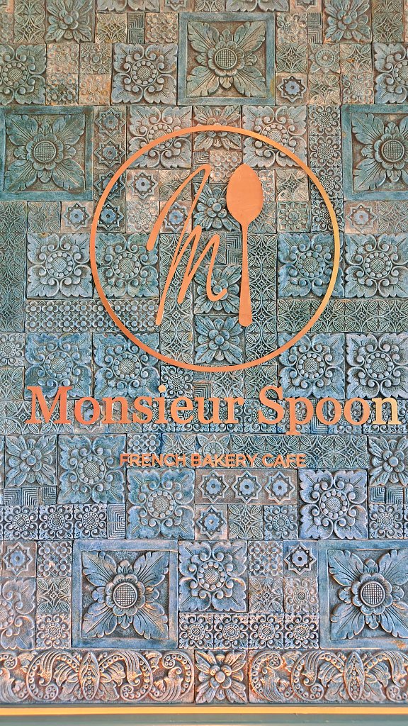 朝ごはん。しばらく旅行ポストが続きます