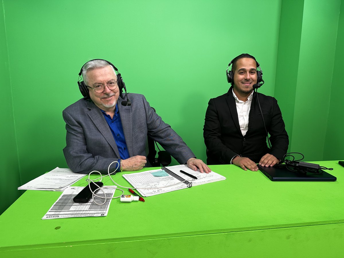 Placer enorme transmitir los juegos de la Serie Del Caribe por One Baseball Network, junto al colega ⁦<a href="/ArvingGonzalez/">Arving Gonzalez</a>⁩