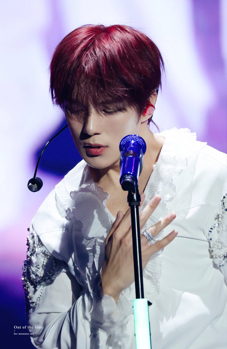 🌰 (@10topx10top) on Twitter photo 