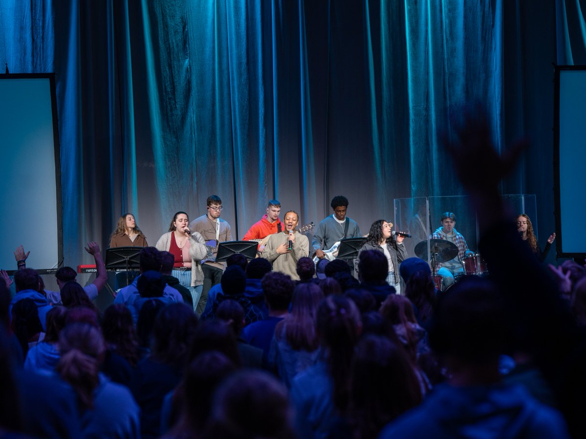 CrownCollege's tweet photo. Grateful for an incredible Deeper Life Conference at Crown College. Thankful for Dr. Andrew Wilson’s powerful message on surrendering fully to Christ. The week was so encouraging and life-giving! https://t.co/n3tUniHsha