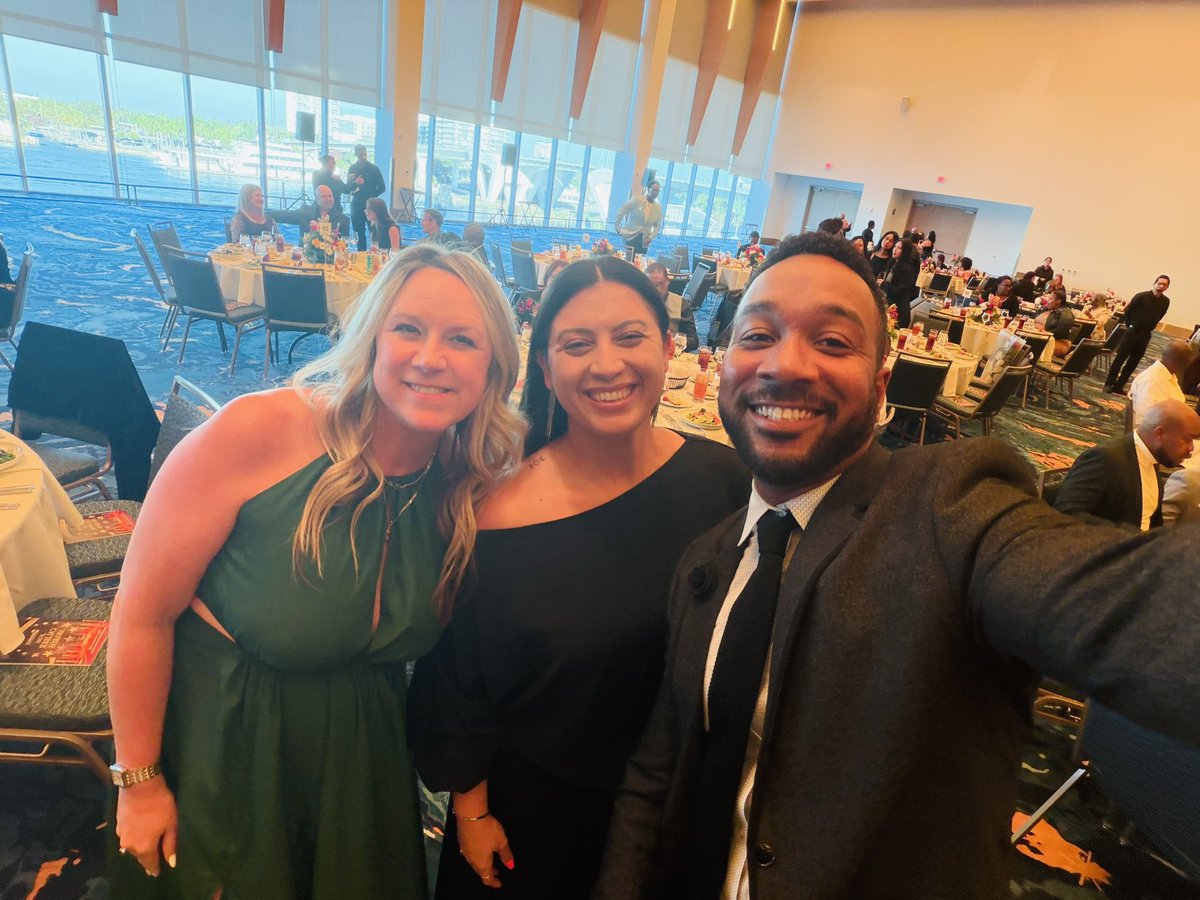 Erin Brown tweet media