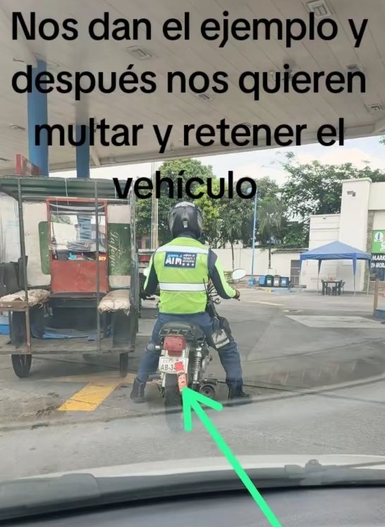 Y así son las autoridades de tránsito en la #ciudad de #Guayaquil ... Pero en los operativos que hacen a diario se llevan todo sin piedad ...... <a href="/ATM_Transito/">ATM TRÁNSITO</a> <a href="/ATMGuayaquil/">ATM Guayaquil</a> que dice del accionar de su agente de tránsito.
<a href="/Junior_B_S_C/">Wil Rendón</a> <a href="/AntiradarGYE/">AntiradarGYE</a> <a href="/EmergenciasEc/">Emergencias Ec</a>