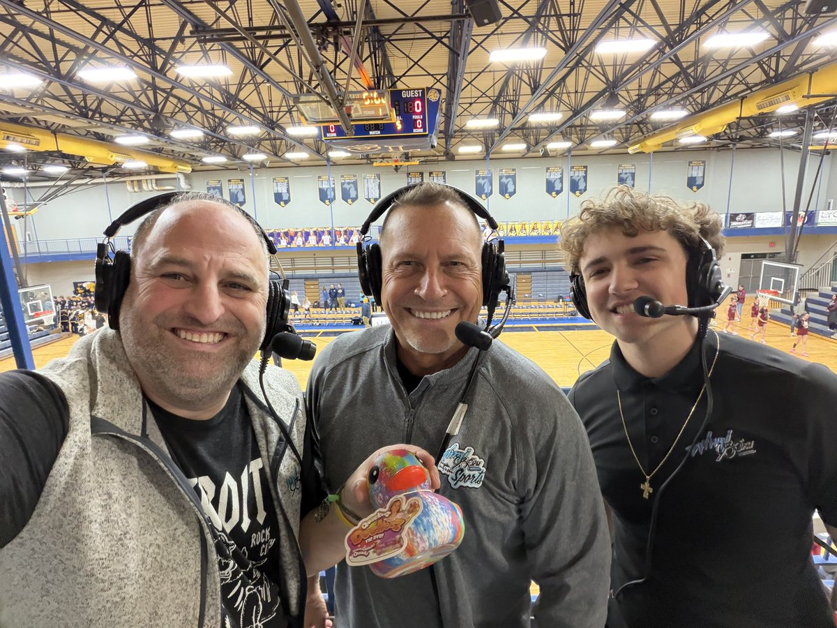 And welcome into the Lions 🦁 Den for what should be a defensive sizzler as <a href="/SouthLyon_Hoops/">South Lyon Boys Basketball</a> welcomes in <a href="/Milford1Hoops/">Milford Basketball</a> for a key late season contest on the <a href="/WHMI/">WHMI</a> High School 🏀 Game of the Week!! <a href="/LawtonLunce/">Lawton Lunce</a> pregame at 7ish &amp; live call after with myself &amp; <a href="/DruryNoah/">Noah Drury</a> on 93.5FM!!