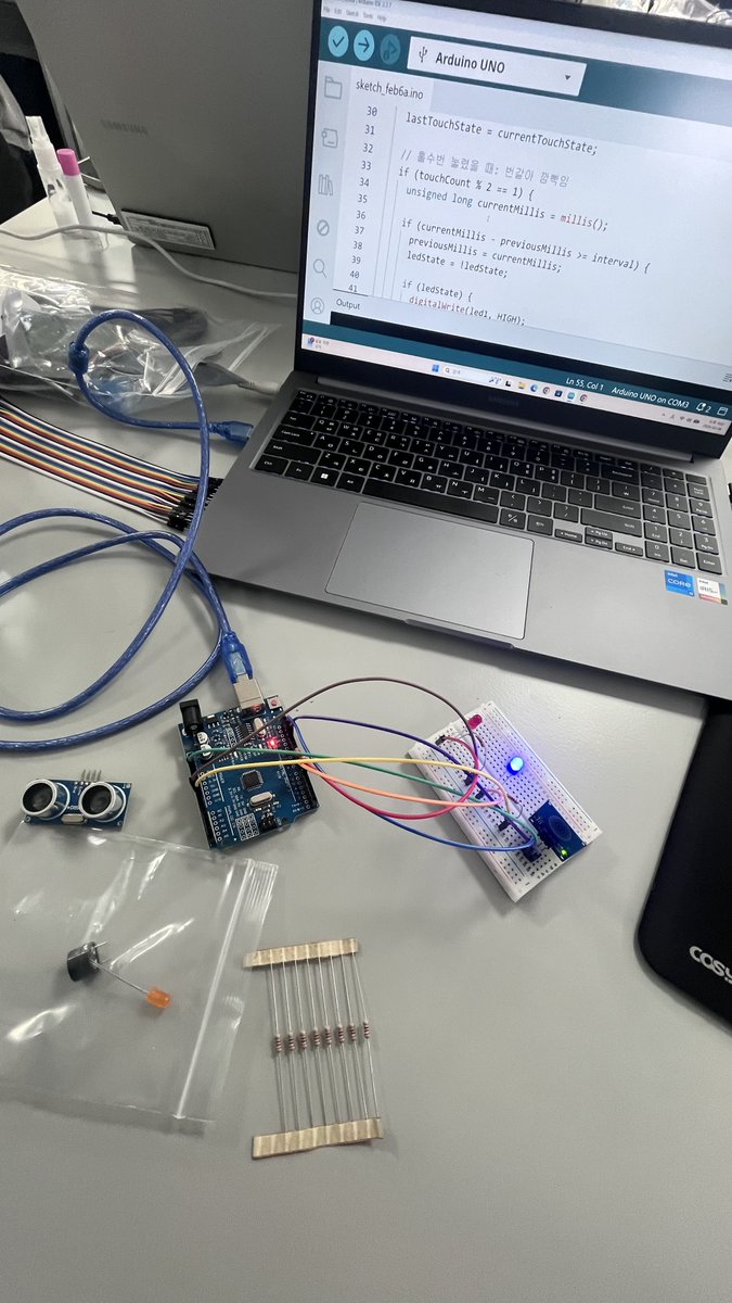 ffainff's tweet image. 어제 아두이노 처음 해봤다 !! 넘 재밌었으
끝나고도 스벅 가서 친구랑 영어공부한 나 칭찬해 ~