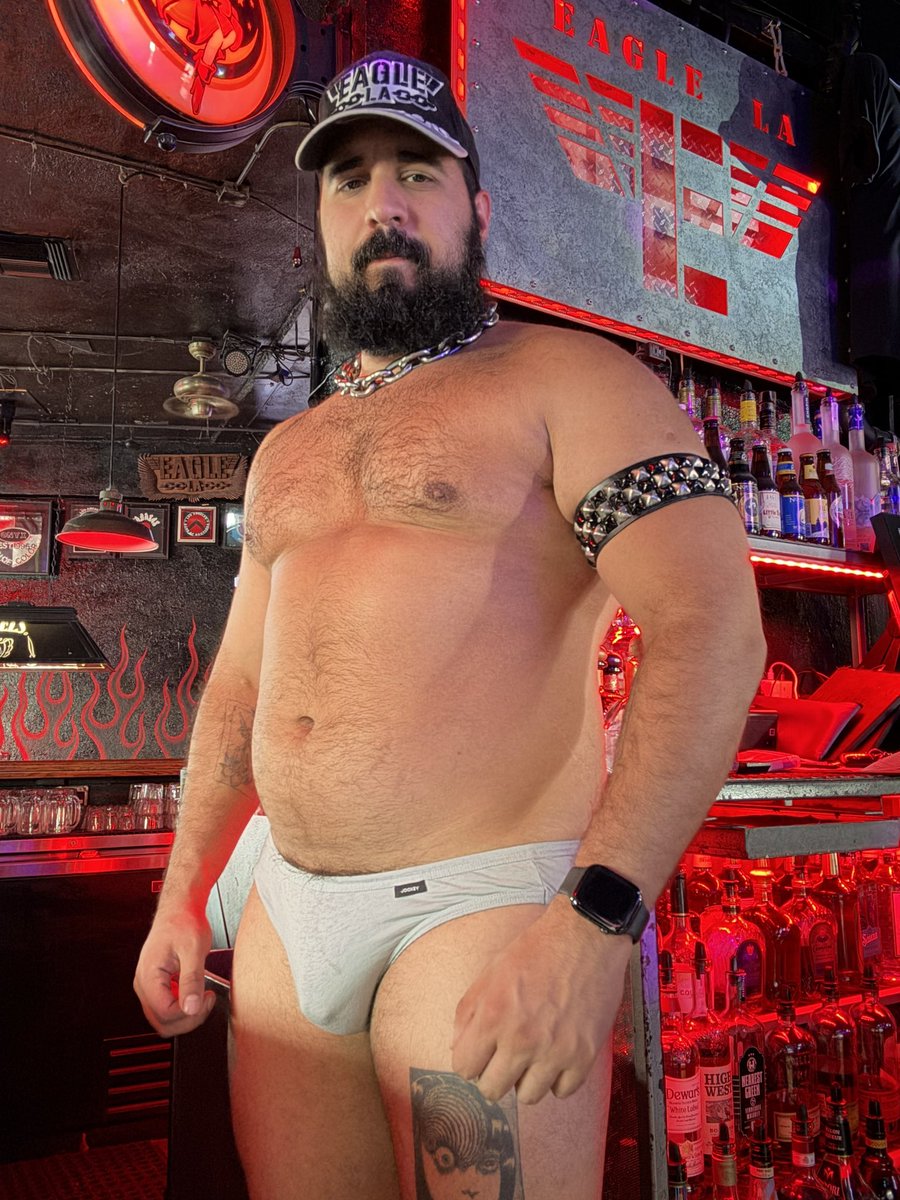 empanadadaddy23's tweet image. Hey big boy. Ya thirsty?