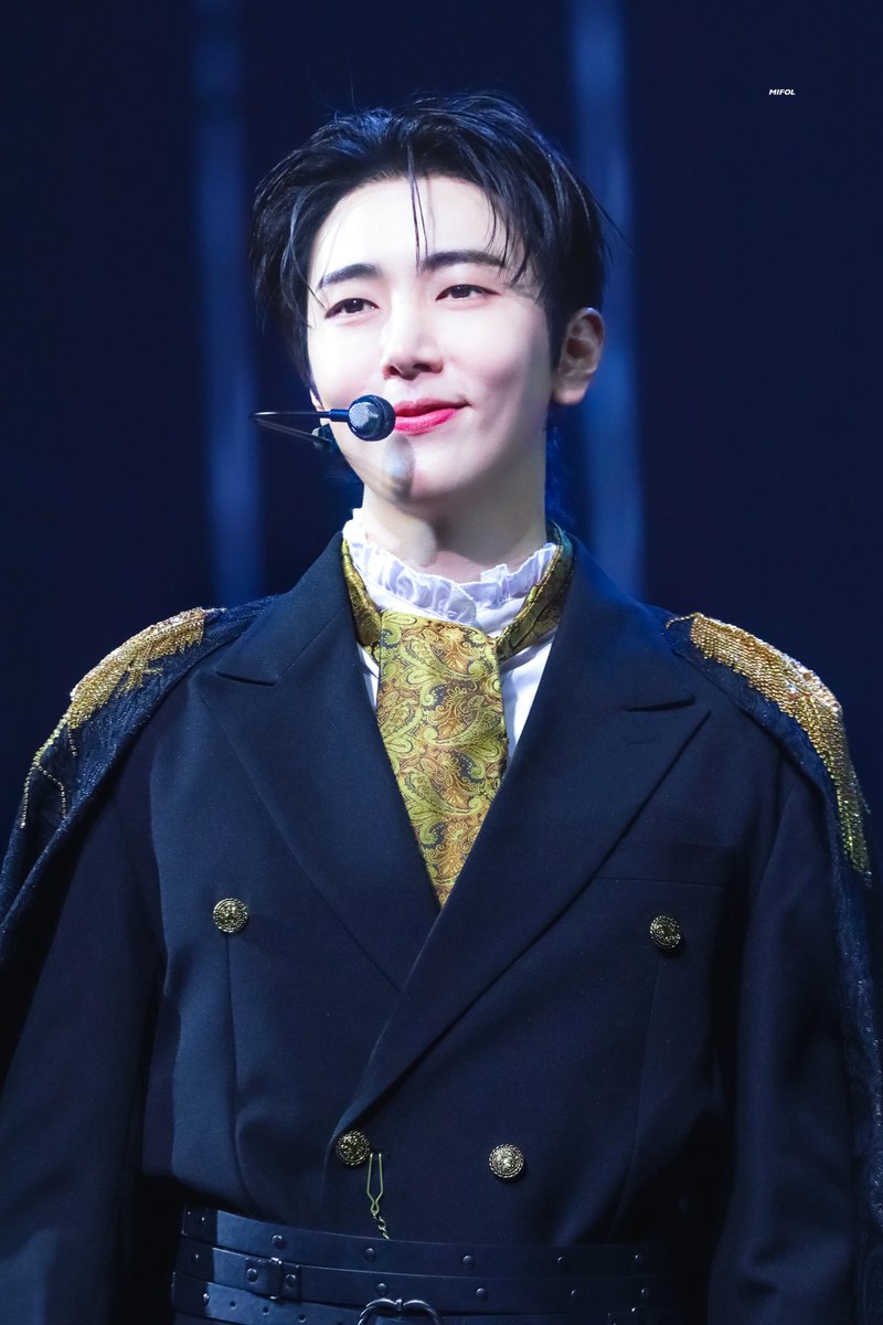 lofimrevol's tweet photo. 260131 더미션K 낮공

달콤달콤 쟁더우드💖

#SF9 #재윤 #JAEYOON #더미션K #THEMISSIONK https://t.co/bFxB1bvFh3