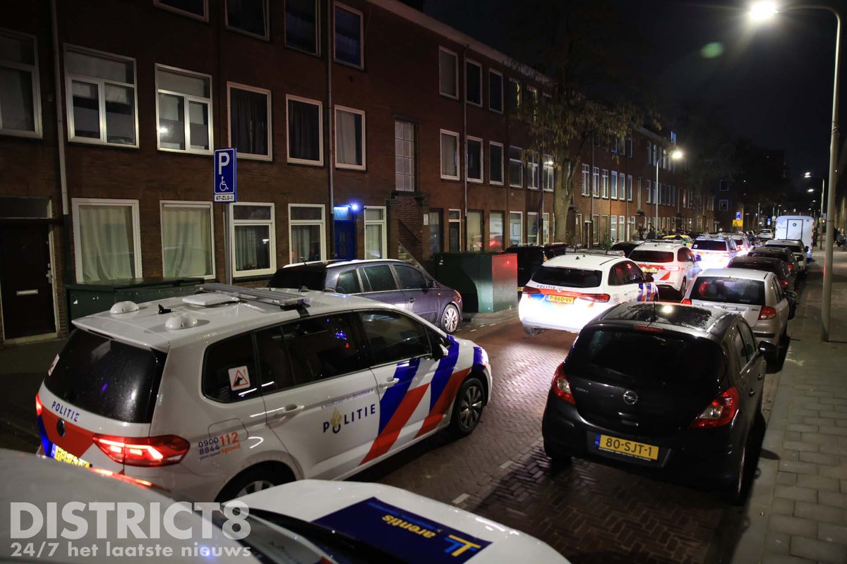 Grote vechtpartij op de Van Ruysbroekstraat in Den Haag