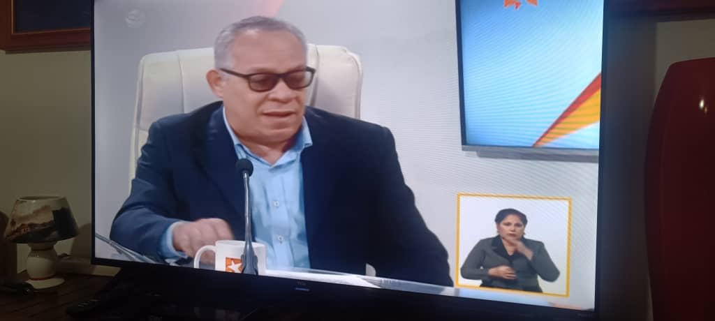 <a href="/JesusOtamendiz/">Jesús Otamendiz Campos</a> , en la Mesa Redonda: 
Potenciar ajustes de los horarios de trabajo. 
Teletrabajo y Trabajo a distancia
Énfasis en la reubicación laboral y así contribuir a la actividad económica y social de país
Garantizar con nuestra legislación la protección a los trabajadores