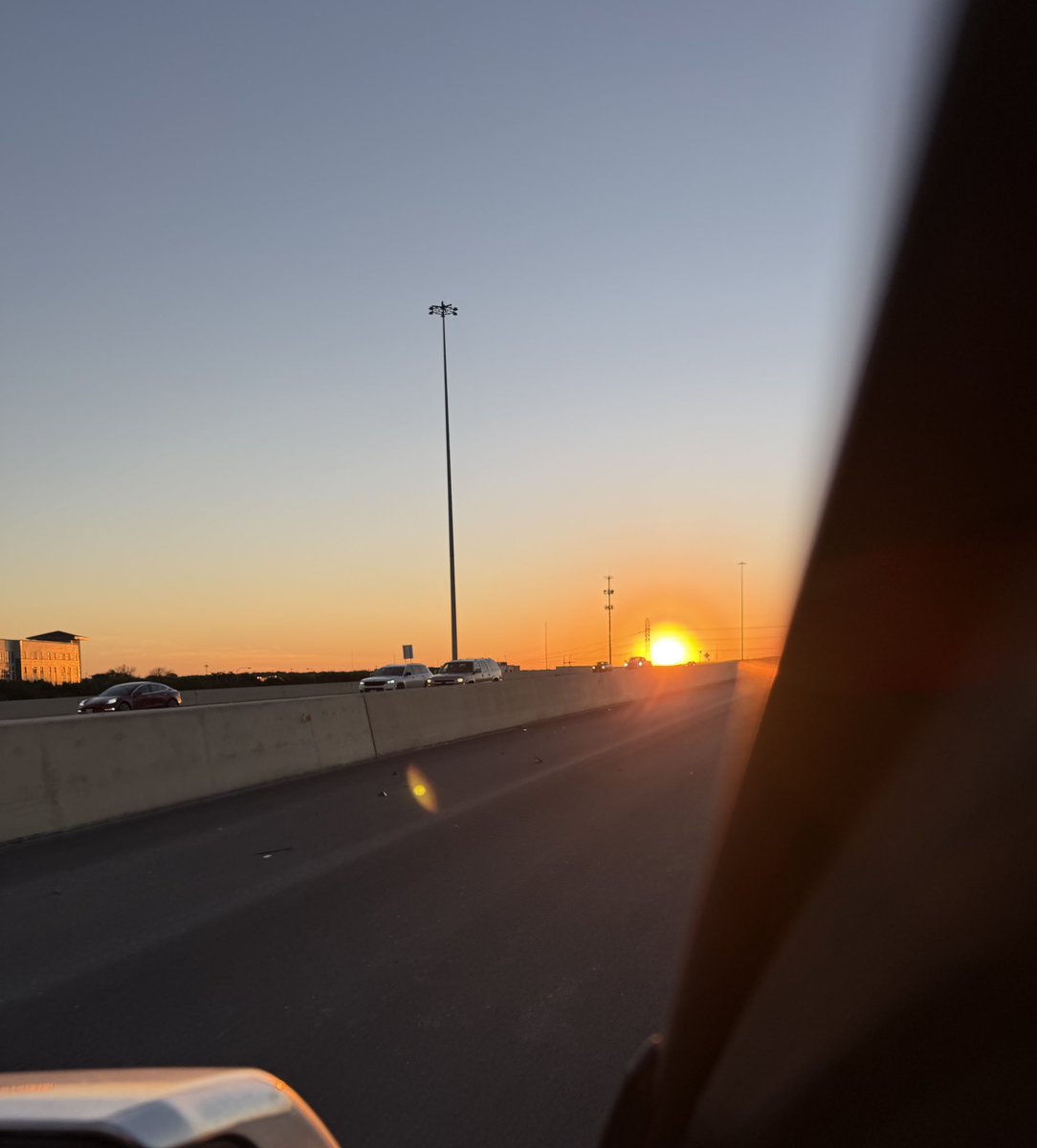 Hector Sanchez tweet media