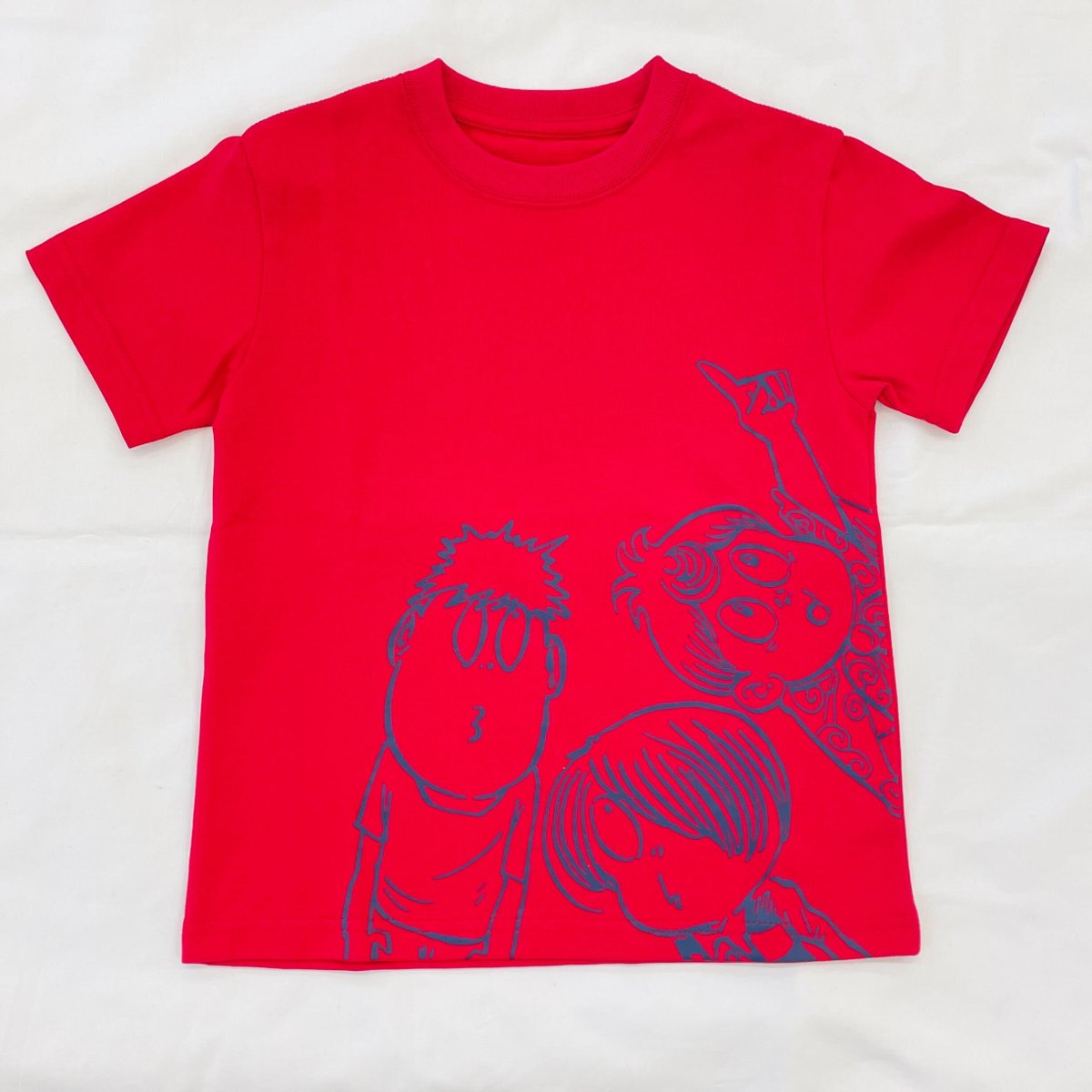 【新商品のご紹介】
#水木しげる 限定の「キッズTシャツ ヒーロー」に、#水木しげる生誕祭 で大人サイズが登場（税込4,180円）！#鬼太郎、#三平、#悪魔くん の主人公3人がそろったデザインです。3月上旬発売予定。お楽しみに！