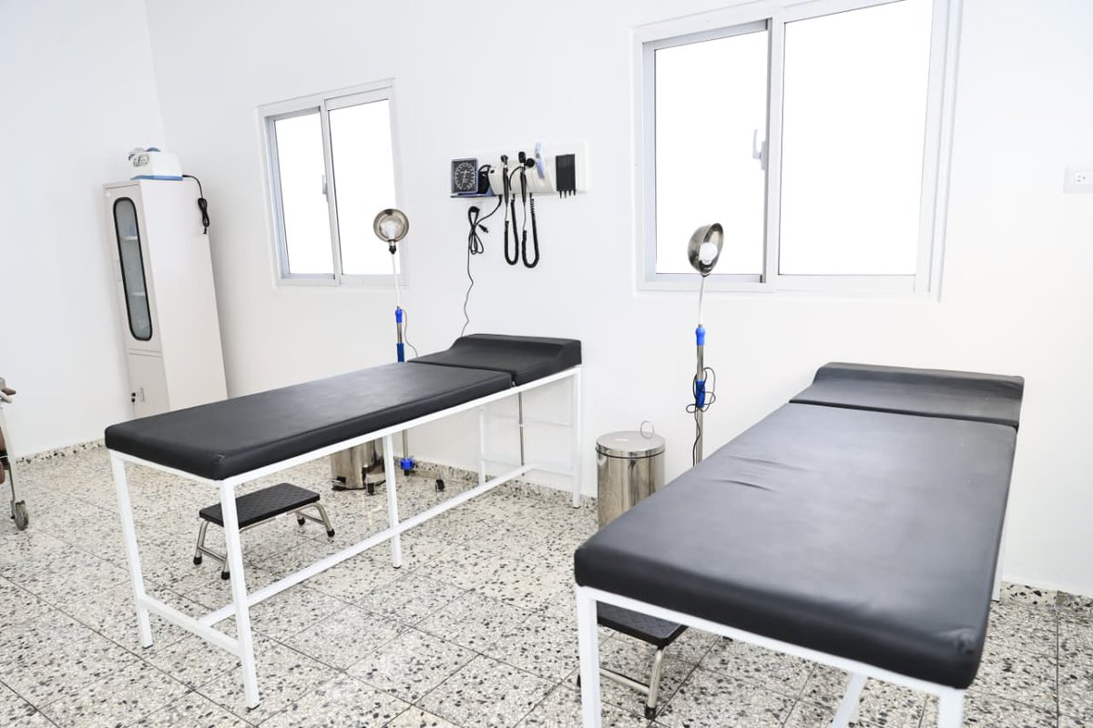 🏥 En un paso firme hacia la implementación de la Estrategia Nacional de Atención Primaria, el SNS entregó este jueves el remozamiento y ampliación del Centro de Primer Nivel de Atención Estancia Nueva, en San Isidro, en beneficio de los munícipes de Santo Domingo Este.