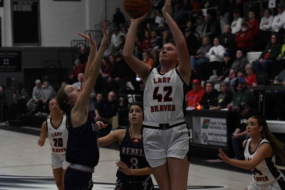 bchsathletics23's tweet photo. The Lady Braves defeated Southwestern 43-29 to advance to the sectional championship tomorrow night at 7 PM! 🏀 https://t.co/JD6h604eyf