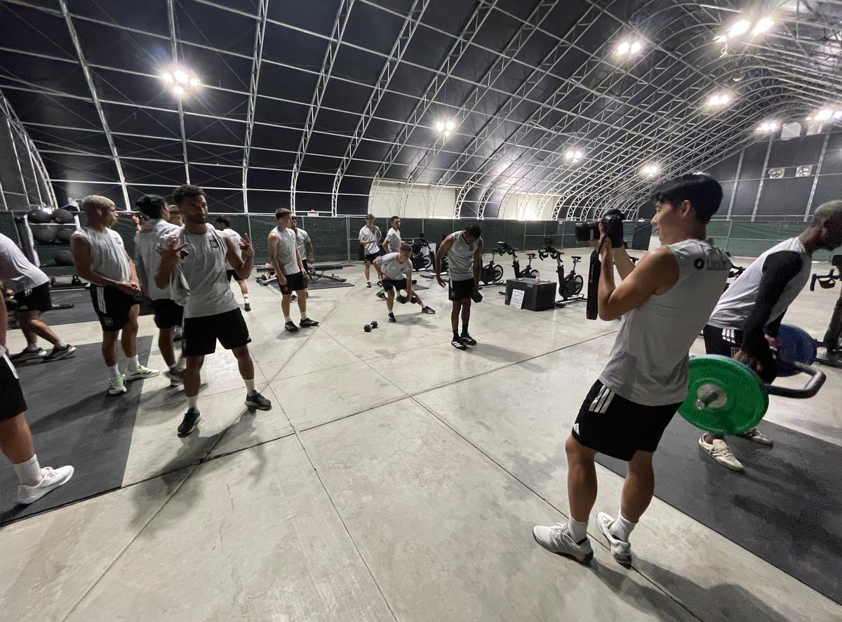 The Photo ➡️ The Photographer 

📸 <a href="/Sonny7/">Son Heung-min</a>