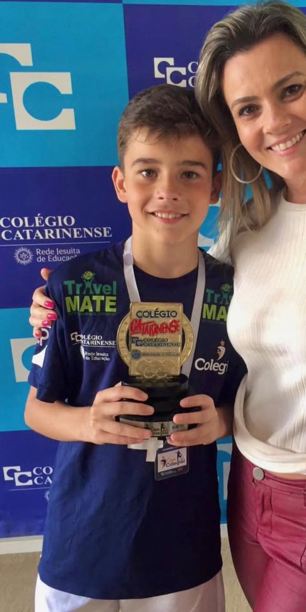 evestudos's tweet image. outro dos assassinos do Orelha: 

BRUNO KOERICH SOUZA MOREIRA
CPF: 107.355.539-98
MÃE: JULIANE KOERICH DE SOUZA
PAI: JORGE ALEXANDRE MOREIRA

filho de um dos donos das lojas koerich