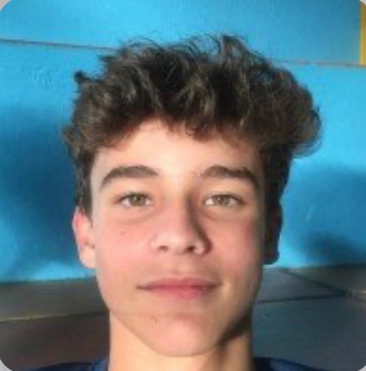 evestudos's tweet image. outro dos assassinos do Orelha: 

BRUNO KOERICH SOUZA MOREIRA
CPF: 107.355.539-98
MÃE: JULIANE KOERICH DE SOUZA
PAI: JORGE ALEXANDRE MOREIRA

filho de um dos donos das lojas koerich