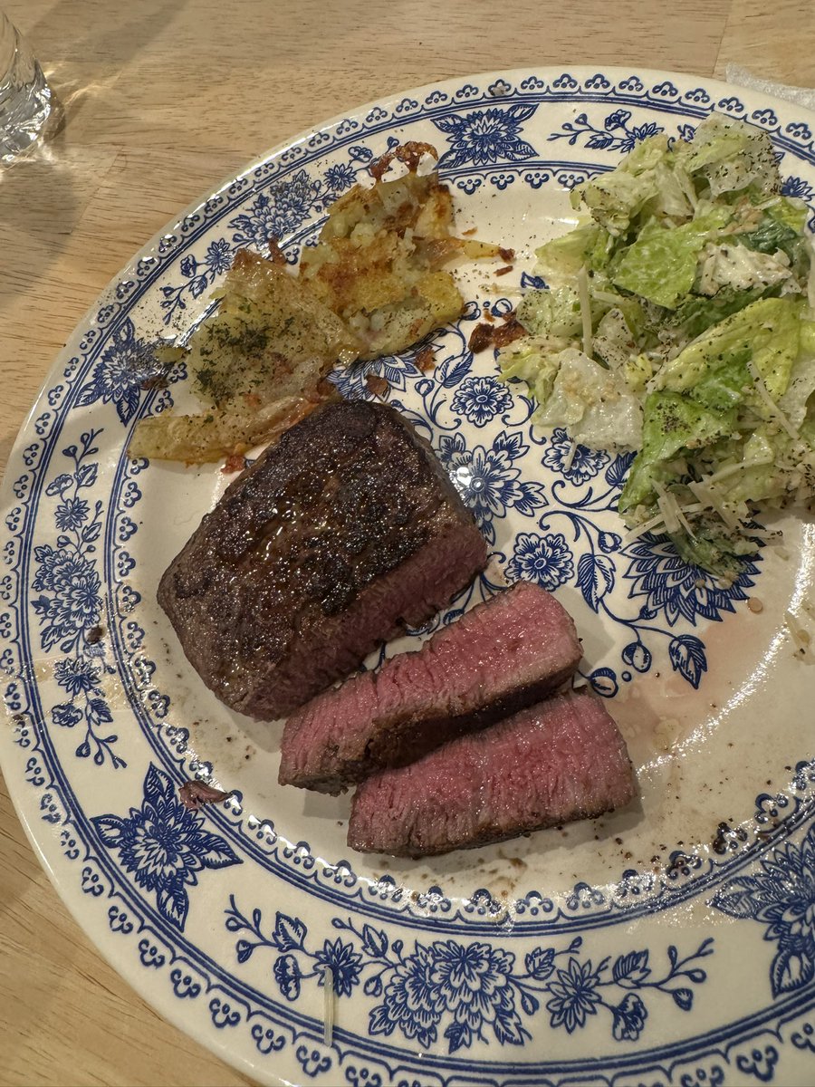 DallasMadeCraka's tweet photo. Talk to me nice. Great way to close out Cracker Week and we aren’t slowing down. Cast iron is such a game changer. Being White rocks #CrackerCooks #Cum #WANGHAF #FreeGameFriday https://t.co/Ppw1DPwmjp