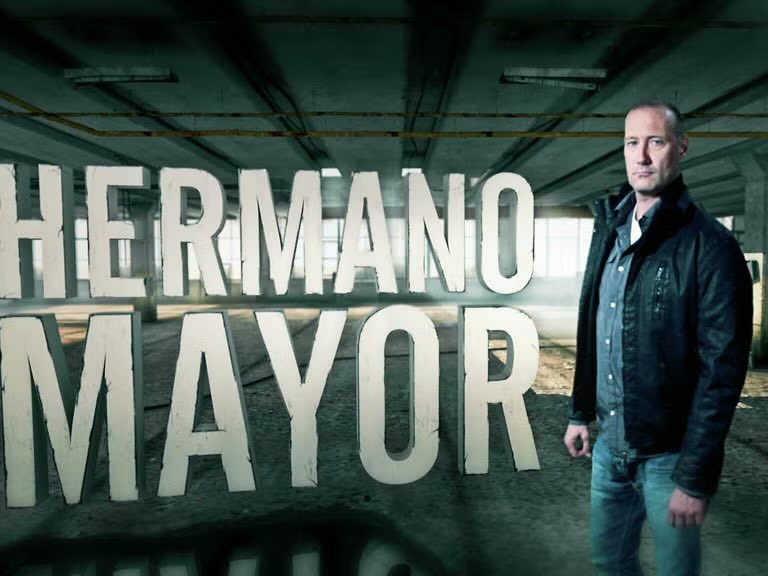 Ahora que estoy viendo este programa me acuerdo cuando lo veía con mi señora madre y me decía que los que salían ahí se comportaban igual que yo (sin sentido). Estoy seguro que es algo que ha pasado en cada casa española