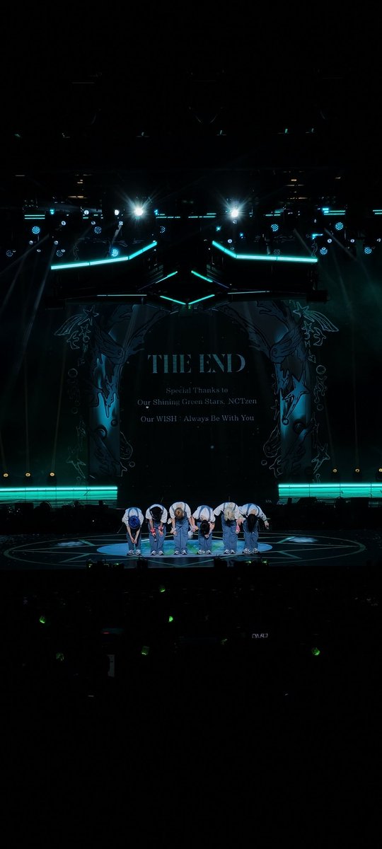bat 🌳🐈‍⬛🪽SHINee's BACK tweet media