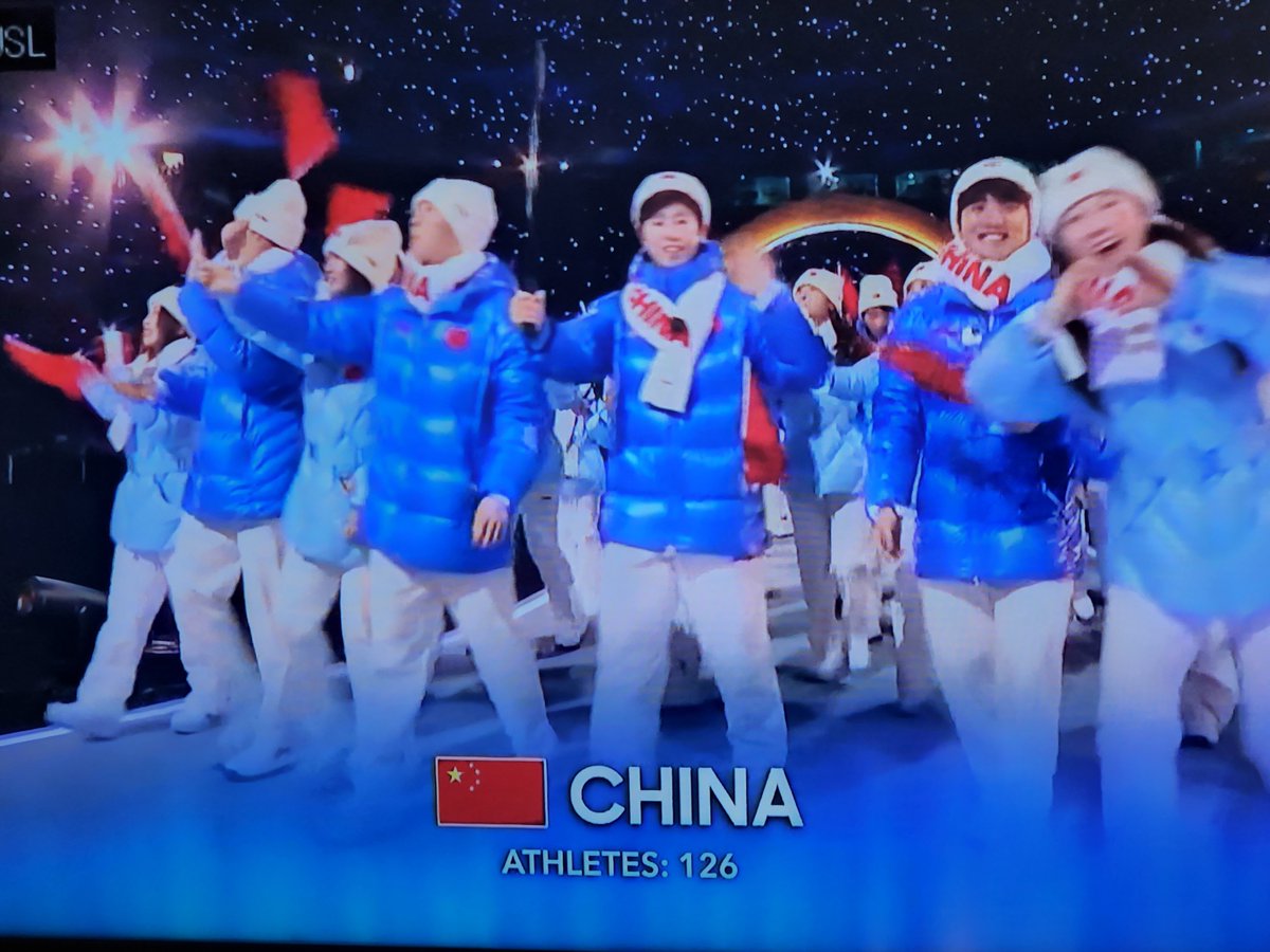 Sengio_Kang's tweet photo. LOL... It's TEMU America!!! 
Who OK'd these color choices? 
#Olympics2026 #USA https://t.co/BXfnE1auL7