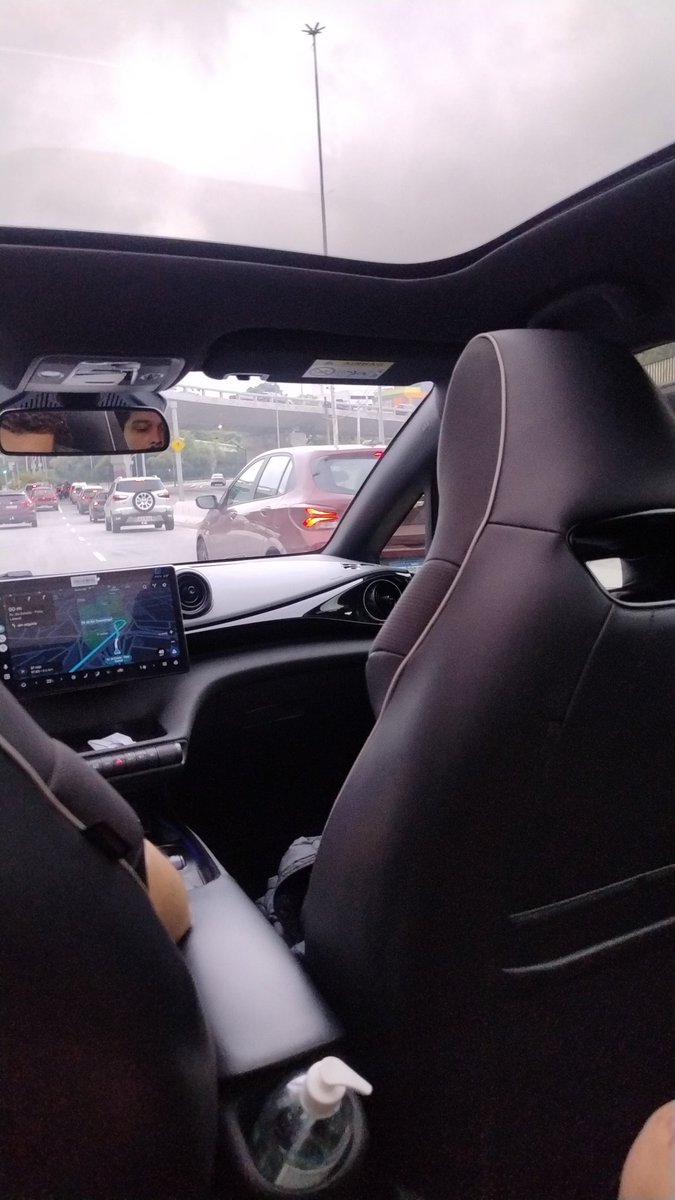 leiaoanuncio's tweet photo. Toda vez que ando num BYD fico impressionado. São muitas qualidades, tantas qualidades que chega a ser desleal. https://t.co/TdxdcRl35u